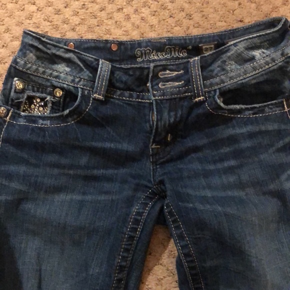 Size 27 Miss Me jeans - Picture 5 of 6
